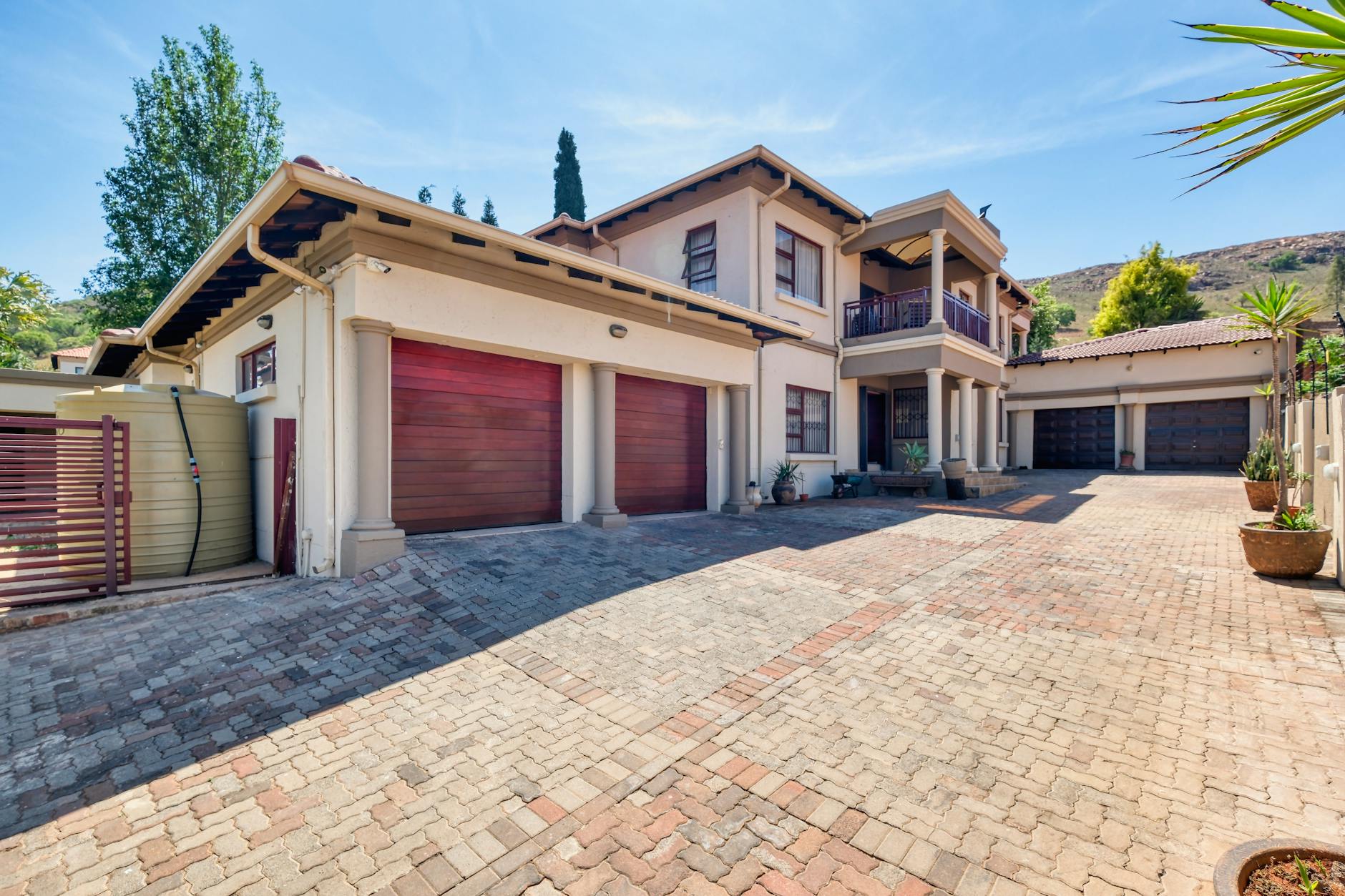 Step by Step: What Happens During a Driveway Installation or Replacement