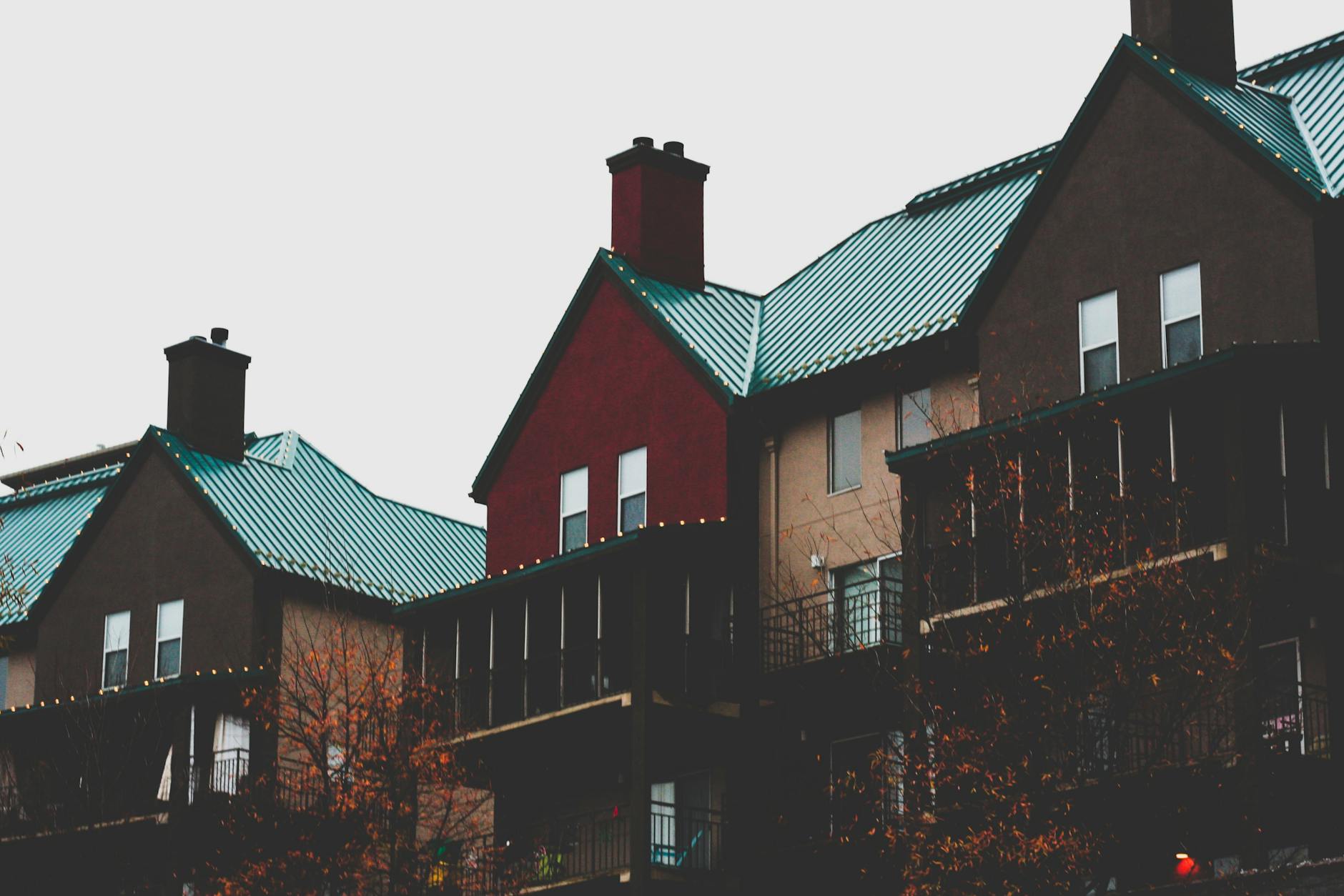 brown and beige concrete houses