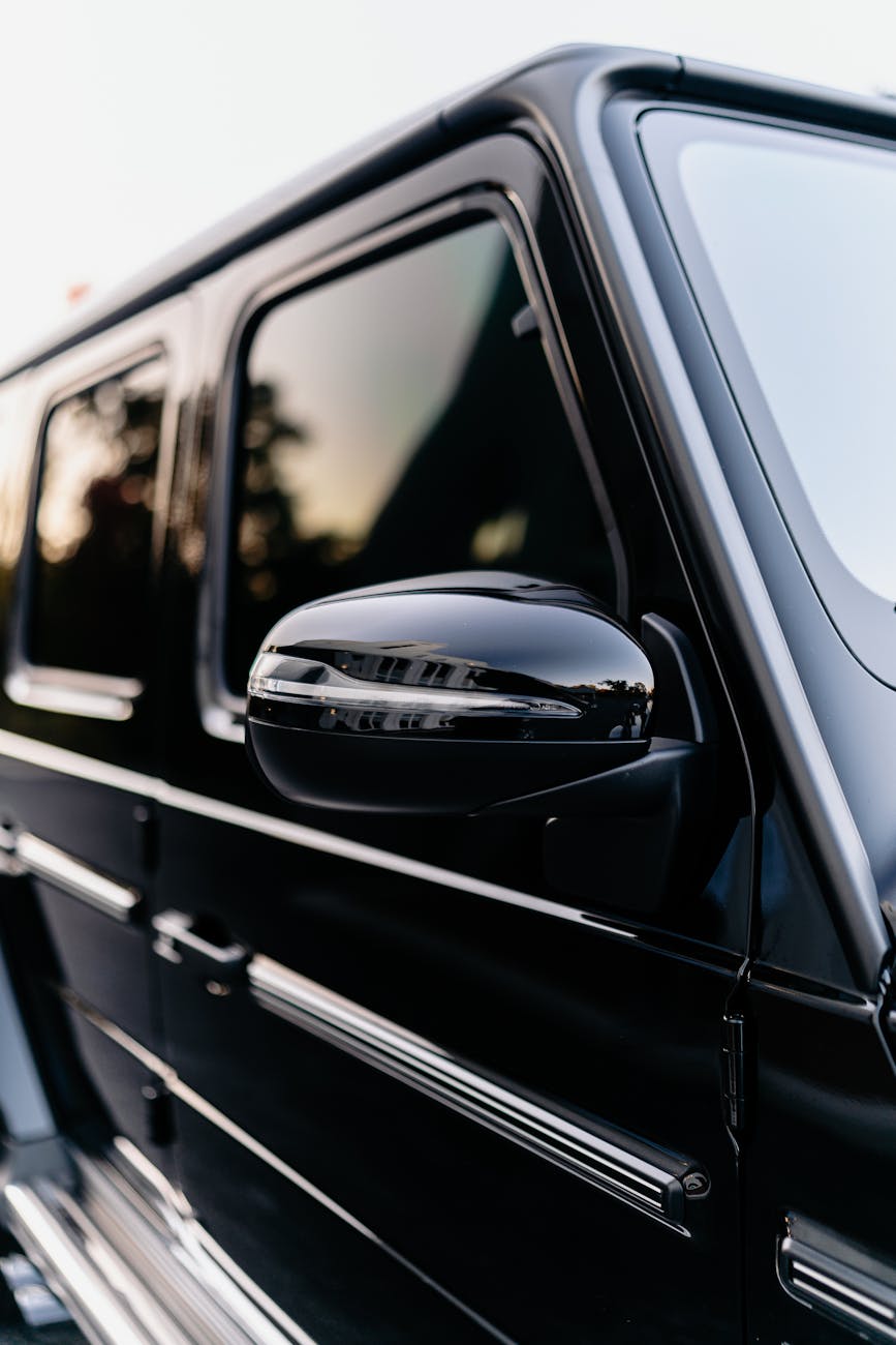 side of a black mercedes benz g class
